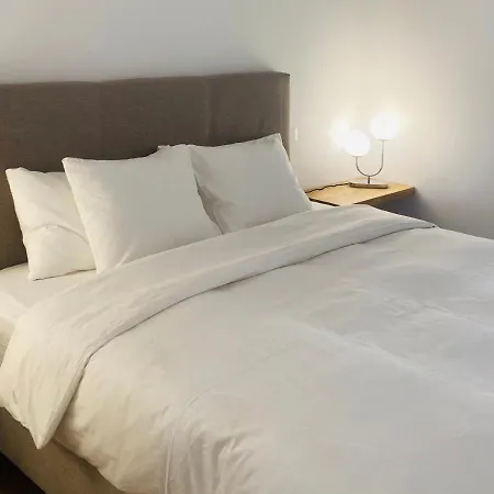 With 2-en Bedrooms Aparthotel *